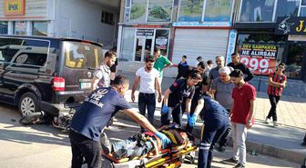 Mardin'de otomobil ile motosiklet çarpıştı: 1 yaralı