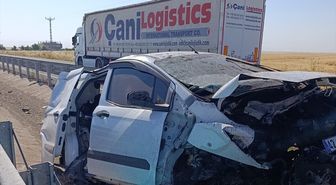 Mardin'de refüje çarpan otomobildeki 1 kişi öldü, 2 kişi yaralandı