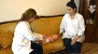 Nevşehir'de 'Her Gebeye Ebe' uygulaması ile anne adaylarıyla birebir görüşülüyor