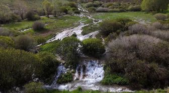 Ağ Nene Tepesi'nin travertenleri ilgi çekiyor