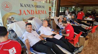 Antalya İl Jandarma Komutanlığı'ndan kan bağışına destek