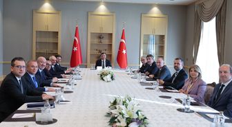 Cevdet Yılmaz, Cumhurbaşkanlığı Ekonomi Politikaları Kurulu üyeleriyle görüştü