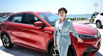 Çin otomotiv devi BYD, Türkiye'de bir milyar dolar yatırım planını askıya aldı