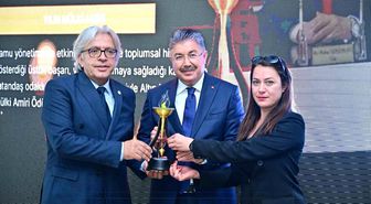 Eskişehir Valisi Yılmaz, 'Yılın Mülki İdare Amiri' seçildi