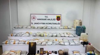 Hakkari'de 626 kilo uyuşturucu ele geçirildi: 4 tutuklama