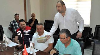 Keşan'da hasat edilen ilk arpanın salon satışı yapıldı