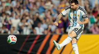 Lionel Messi 45 saniyede tarihe geçti