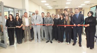 Sivas'ta lise öğrencileri 'Yıl Sonu Karma Resim Sergisi' açtı