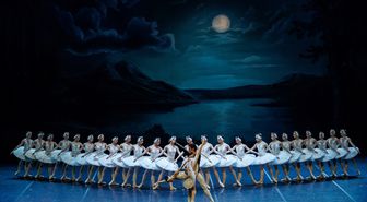 17. Uluslararası İstanbul Opera ve Bale Festivali, 'Kuğu Gölü' balesi ile sona erdi