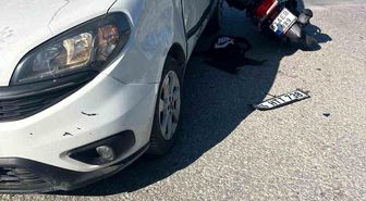 Alaplı'da zincirleme kaza; Motosikletteki 2 kişi yaralandı