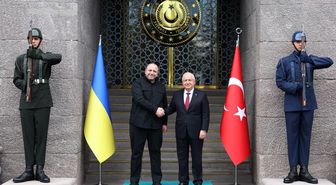 Bakan Güler, Ukrayna Savunma Bakanı Umerov ile bir araya geldi