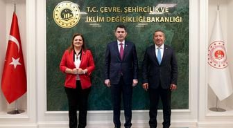 Bakan Kurum, Afyonkarahisar Büyükşehir Belediye Başkanı Köksal'ı kabul etti