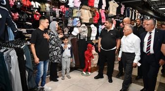 Büyükşehir Belediye Başkanı Büyükkılıç'tan Yeraltı Çarşısı'ndaki esnafa ziyaret