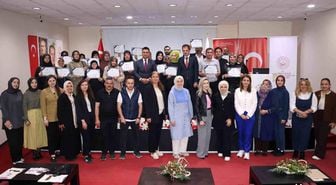 Erzurum'da 'Benim köklü ailem' projesinde sertifika heyecanı