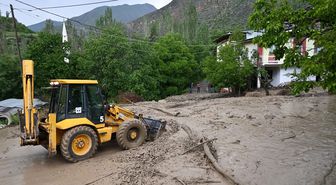 Erzurum'da heyelan; yollar ulaşıma kapandı