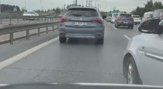 Eyüpsultan'da trafikte 'önüme kırdın' kavgası: Otoyolda araçtan inip kadın sürücüye saldırdı