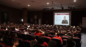 Şehitlerin hikayeleri gençlerle buluştu