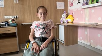 Skolyoz hastası Süheyda, dik duruşa kavuştu