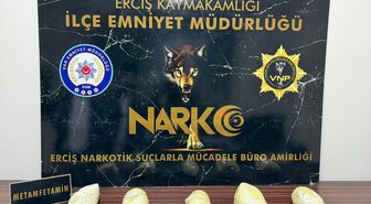 Van'da bir otomobilde 2 kilo 599 gram uyuşturucu ele geçirildi