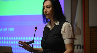 Yalnızlık Alzheimer riskini artırıyor