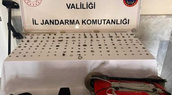 Afyonkarahisar'da 150 sikke ve obje ele geçirildi