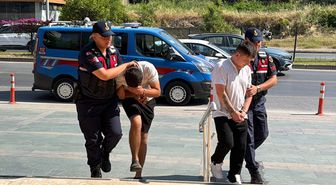 Alanya'da Alman uyruklu kişinin parasını gasbeden 4 şüpheli tutuklandı