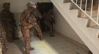 Ankara'da Siber Dolandırıcılık Suçundan Aranan 2 Şüpheli Tutuklandı