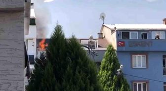 Bursa'da çatı yangını büyümeden söndürüldü