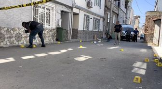 Bursa'da sokak ortasında kurşun yağmuruna tutulan şahıs ağır yaralandı