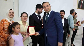Cizre'de 7'den 70'e Okuyan Cizre Projesinde 2,5 milyon sayfa kitap okundu
