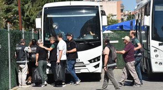Ege Üniversitesi'nde yolsuzluk operasyonunda 41 şüpheli adliyede