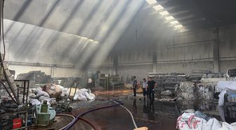 Gaziantep'te tekstil fabrikasında çıkan yangın söndürüldü