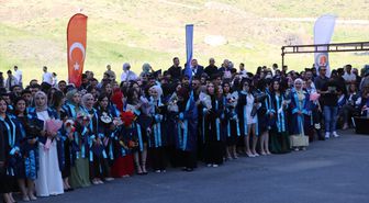 Hakkari Üniversitesi'nde mezuniyet töreni yapıldı