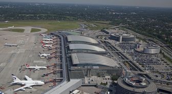Hamburg Havalimanı'nda uçuşlar durdu