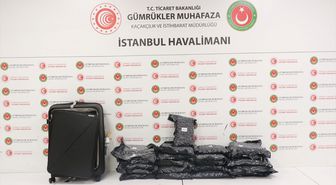 İstanbul Havalimanı'nda valizinde 22,5 kilogram esrar bulunan zanlı tutuklandı