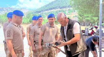 Muğla'da komandolara orman yangını eğitimi