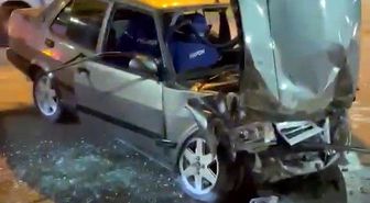 Niğde-Bor yolunda trafik kazası: 4 kişi yaralandı