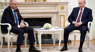 Paşinyan'dan Putin'e 'Rusya Günü' tebriği