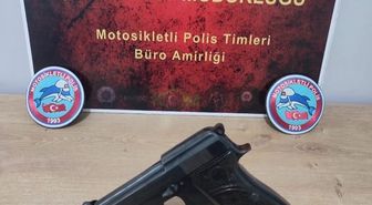 Ruhsatsız tabancayla yakalanan ehliyetsiz sürücüye 240 bin lira ceza