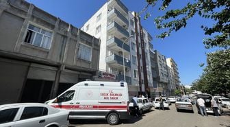 Şanlıurfa'da bir evde baba yaralı, oğlu ölü bulundu