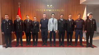 Ulaş'ta jandarma komutanı ve beraberindekiler, Kaymakam Eskimez'i ziyaret etti