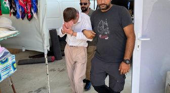 Antalya'da sahte dövizle alışveriş yapan zanlı yakalandı