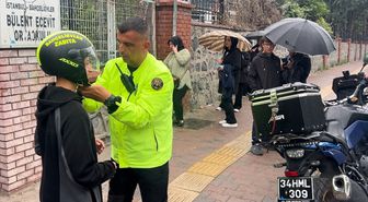 Bahçelievler Belediyesi, LGS sınavına giren öğrencileri okullarına yetiştirdi