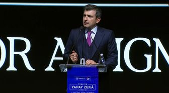 Selçuk Bayraktar: Makine İnsanların İstilasıyla Karşı Karşıyayız