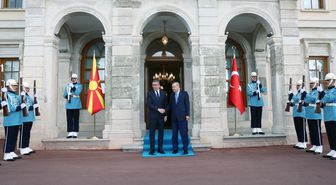 Cumhurbaşkanı Erdoğan, Kuzey Makedonya Başbakanı Mickoski'yi Kabul Etti