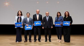 Erciyes Üniversitesi'nde '2025 Başarı Ödül Töreni' düzenlendi