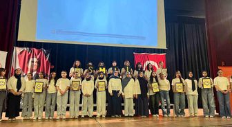 Gençler İngilizceyi sanatla buluşturdu