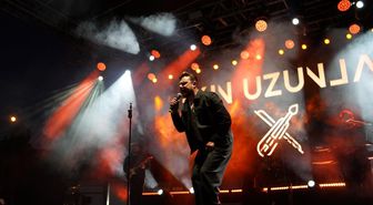 Kars'ta Karadenizli sanatçı Ekin Uzunlar rüzgarı esti
