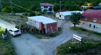 Malatya'da, JASAT operasyonunda 2 firari yakalandı