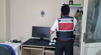MİT kredi kartı şebekesini çökertti: 3 gözaltı